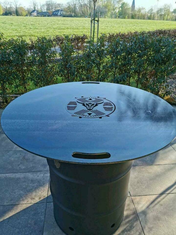 Komplett Set Fass (Originallack) mit 1000er Plancha / Grillplatte